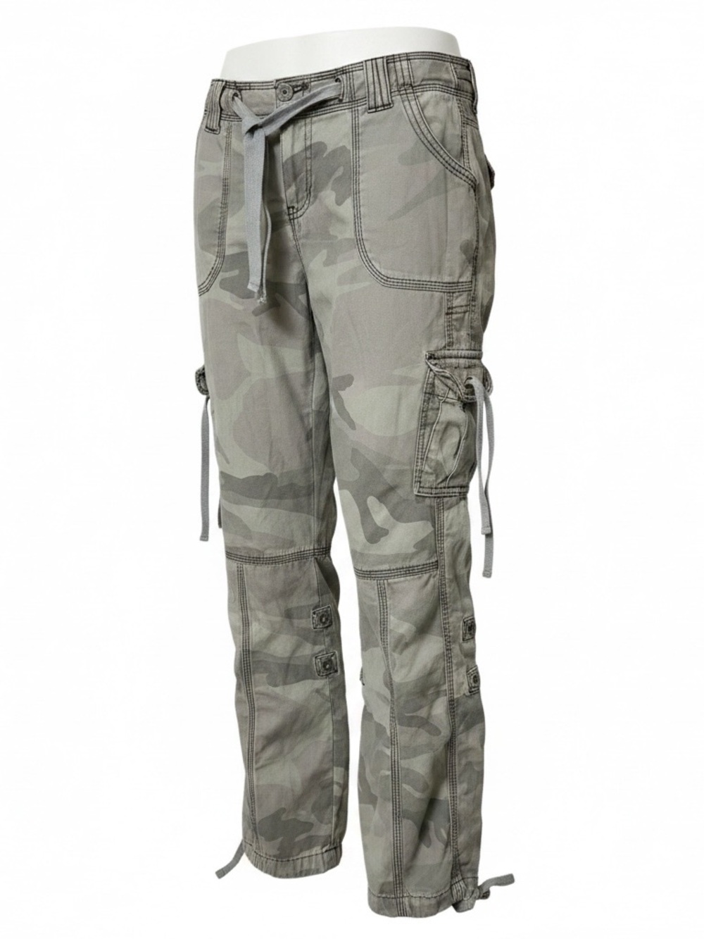 Y2K No Boundaries Low Rise Camo Cargo Pants Juniors Size 11